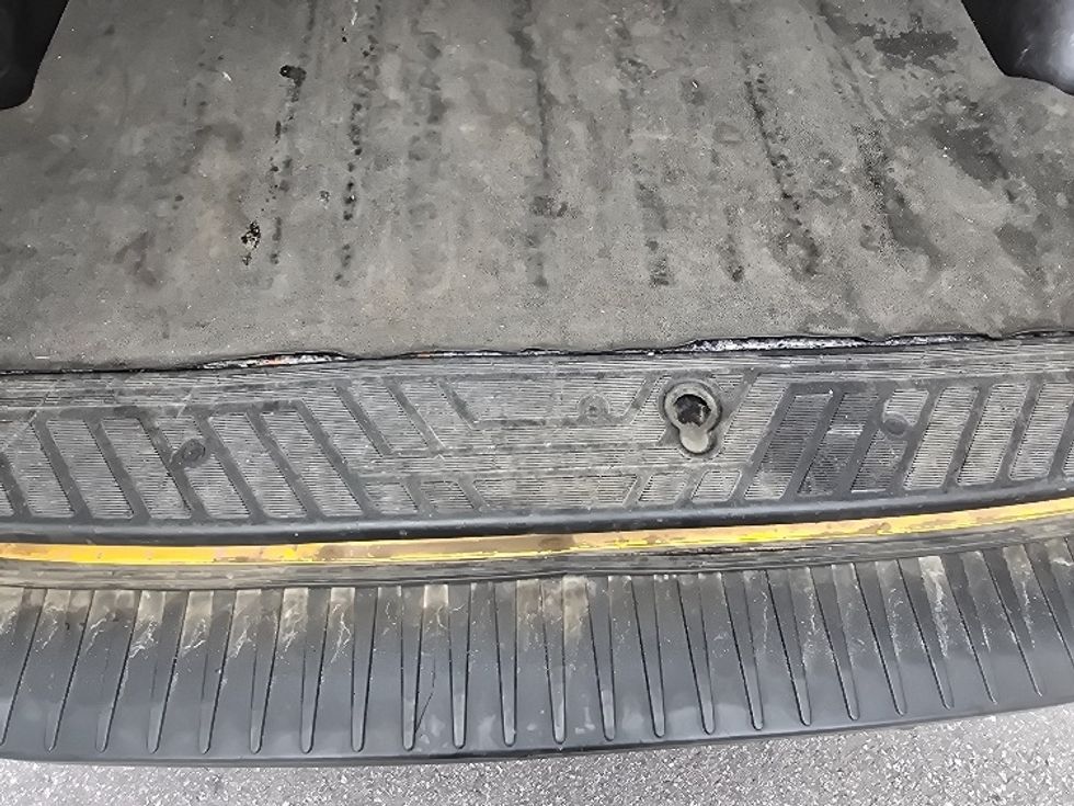 Cargo Van (Panel Van)-Light and Medium Duty Trucks-Ford-2021-Transit 250-Atlanta (Forest Park)-GA-129,579\n\t\tmiles-$ 25,000 - Image 9