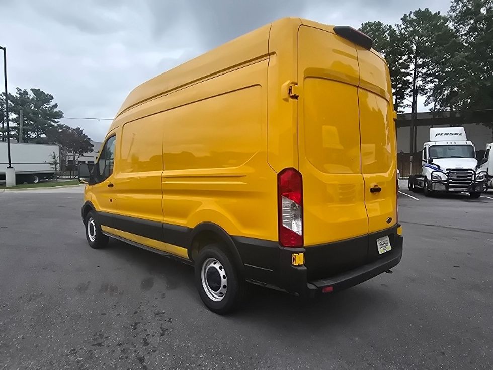 Cargo Van (Panel Van)-Light and Medium Duty Trucks-Ford-2021-Transit 250-Atlanta (Forest Park)-GA-129,579\n\t\tmiles-$ 25,000 - Image 6