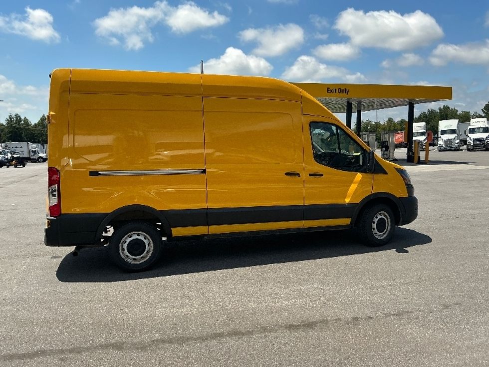Cargo Van (Panel Van)-Light and Medium Duty Trucks-Ford-2021-Transit 250-Atlanta (Forest Park)-GA-129,579\n\t\tmiles-$ 25,000 - Image 14