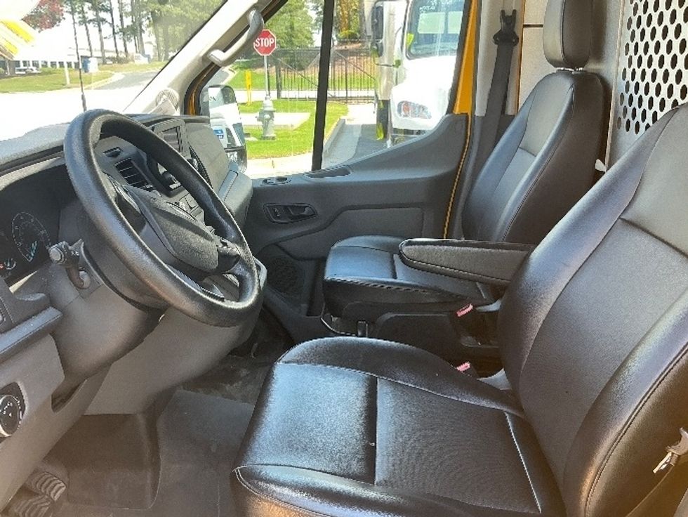 Cargo Van (Panel Van)-Light and Medium Duty Trucks-Ford-2021-Transit 250-Atlanta (Forest Park)-GA-129,579\n\t\tmiles-$ 25,000 - Image 18