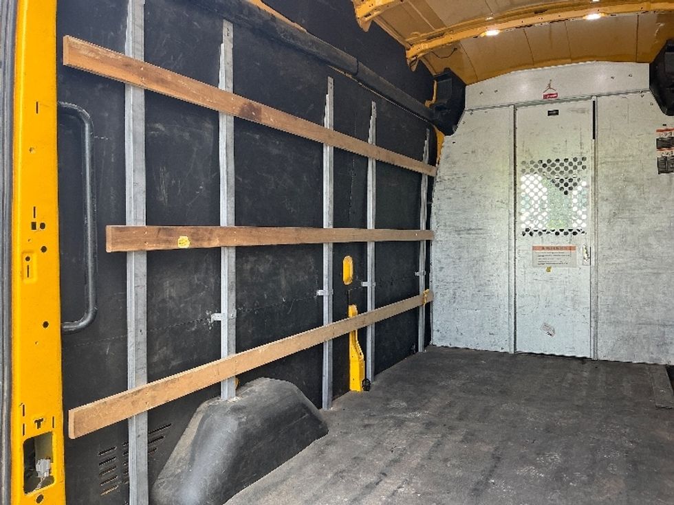 Cargo Van (Panel Van)-Light and Medium Duty Trucks-Ford-2021-Transit 250-Atlanta (Forest Park)-GA-149,760\n\t\tmiles-$ 22,500 - Image 10