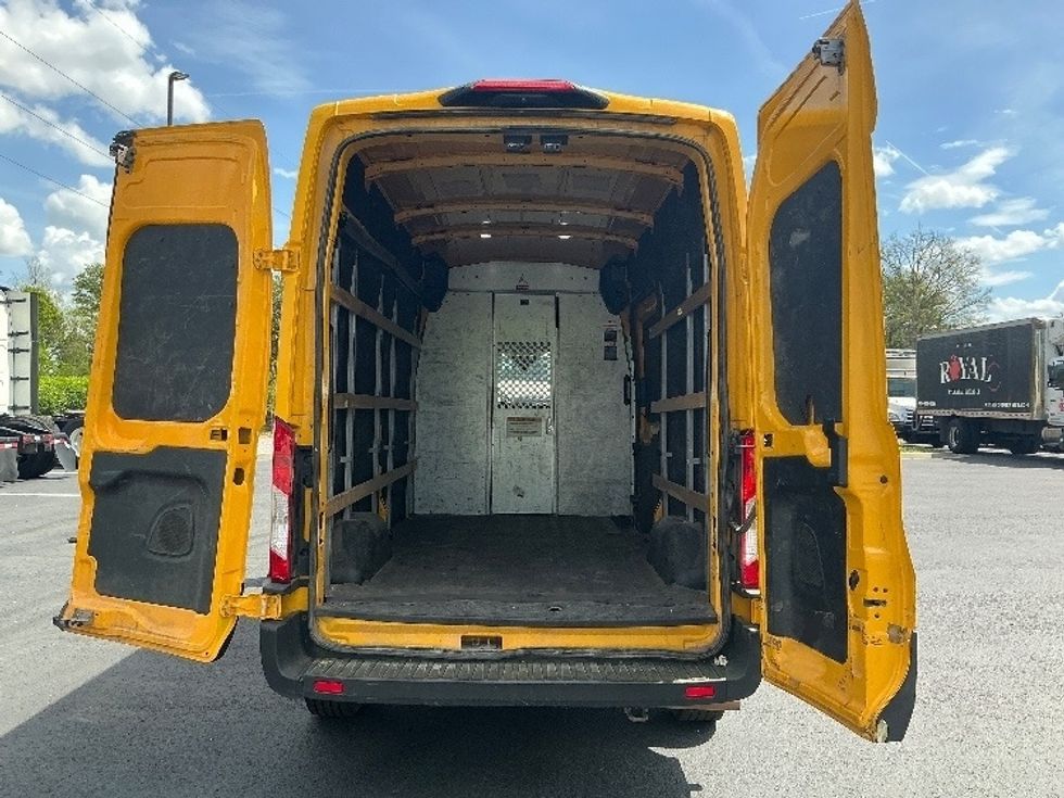 Cargo Van (Panel Van)-Light and Medium Duty Trucks-Ford-2021-Transit 250-Atlanta (Forest Park)-GA-149,760\n\t\tmiles-$ 22,500 - Image 9