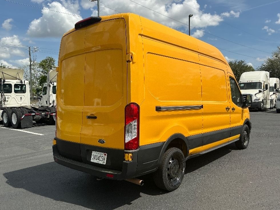 Cargo Van (Panel Van)-Light and Medium Duty Trucks-Ford-2021-Transit 250-Atlanta (Forest Park)-GA-149,760\n\t\tmiles-$ 22,500 - Image 12