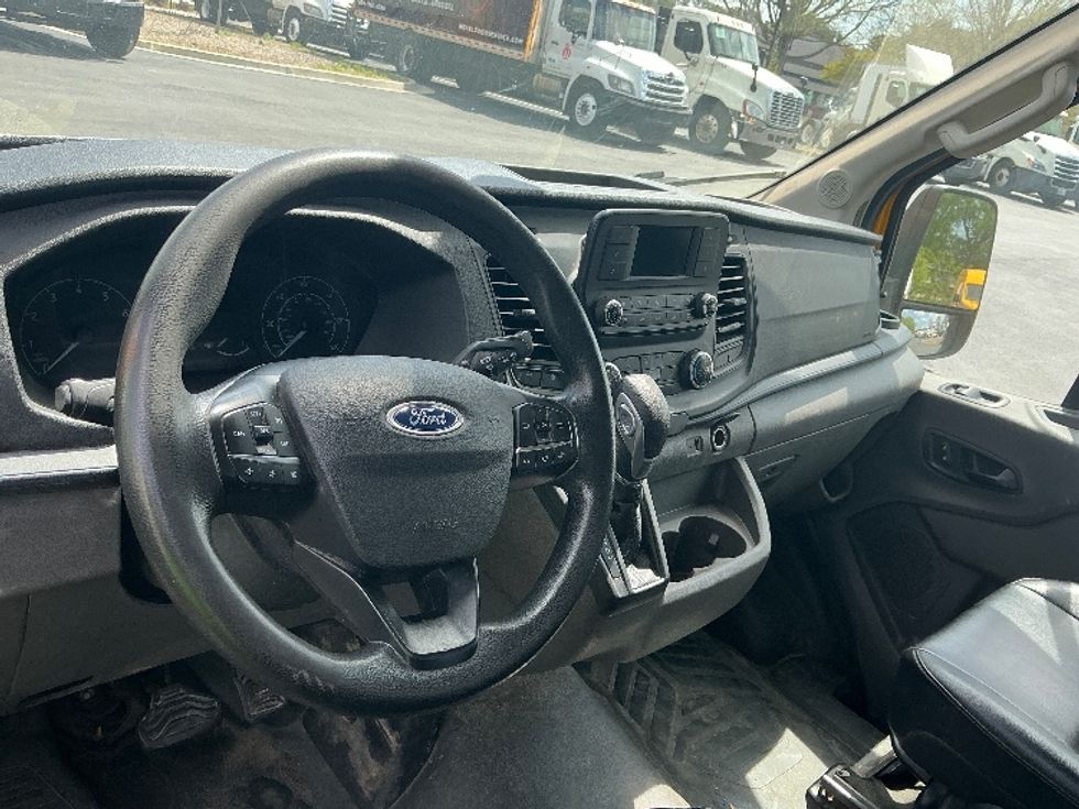 Cargo Van (Panel Van)-Light and Medium Duty Trucks-Ford-2021-Transit 250-Atlanta (Forest Park)-GA-149,760\n\t\tmiles-$ 22,500 - Image 16