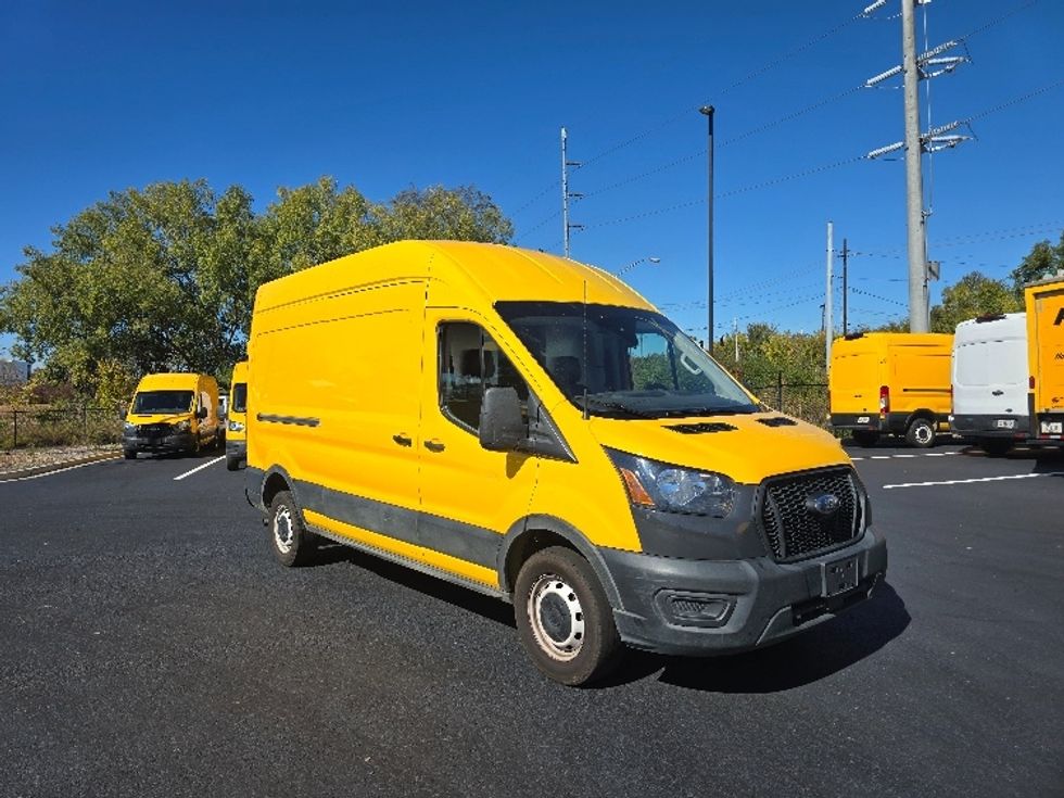 Cargo Van (Panel Van)-Light and Medium Duty Trucks-Ford-2021-Transit 250-Atlanta (Forest Park)-GA-152,647\n\t\tmiles-$ 22,500 - Image 1
