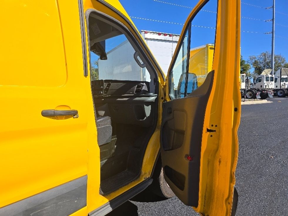 Cargo Van (Panel Van)-Light and Medium Duty Trucks-Ford-2021-Transit 250-Atlanta (Forest Park)-GA-152,647\n\t\tmiles-$ 22,500 - Image 19