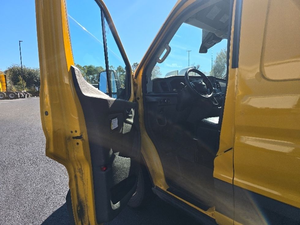 Cargo Van (Panel Van)-Light and Medium Duty Trucks-Ford-2021-Transit 250-Atlanta (Forest Park)-GA-157,416\n\t\tmiles-$ 21,750 - Image 15