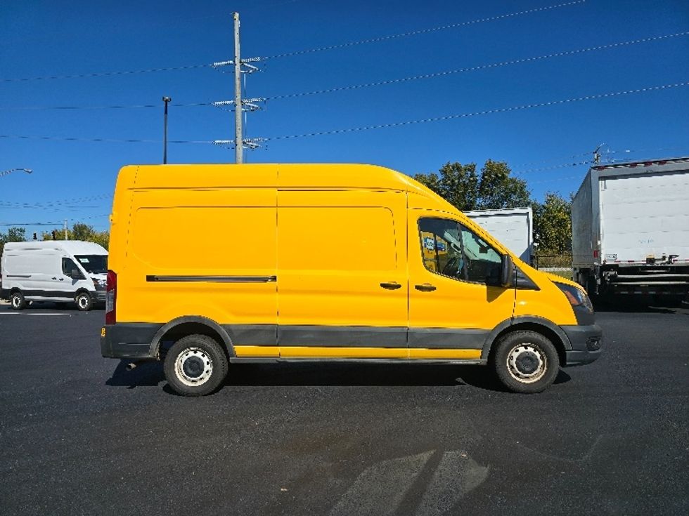 Cargo Van (Panel Van)-Light and Medium Duty Trucks-Ford-2021-Transit 250-Atlanta (Forest Park)-GA-157,416\n\t\tmiles-$ 21,750 - Image 14