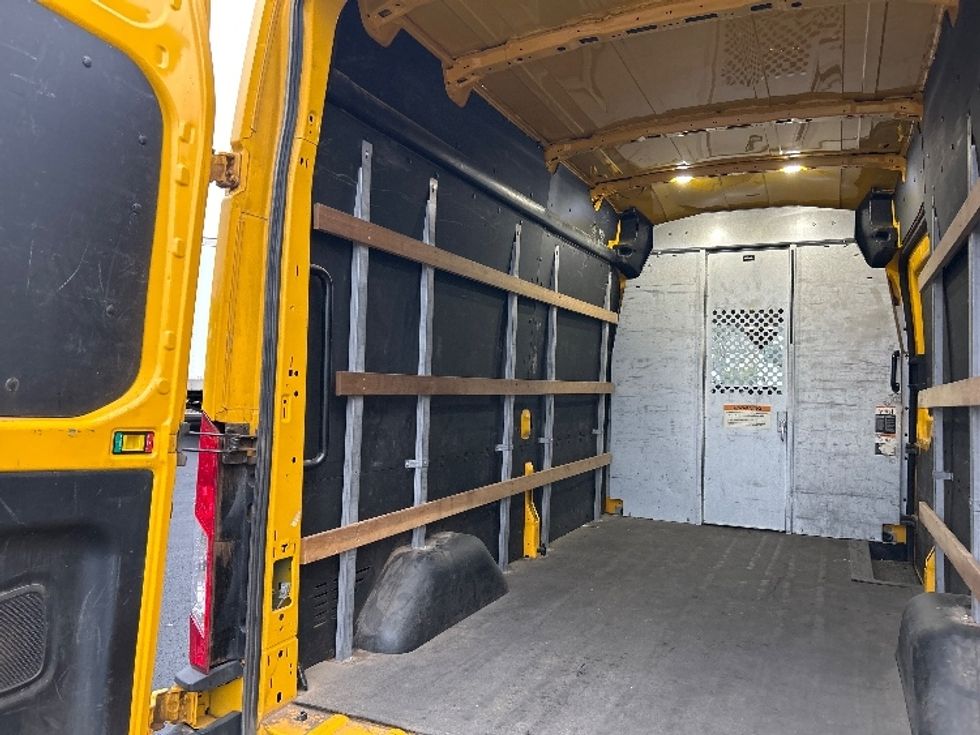 Cargo Van (Panel Van)-Light and Medium Duty Trucks-Ford-2021-Transit 250-Atlanta (Forest Park)-GA-169,529\n\t\tmiles-$ 19,500 - Image 10