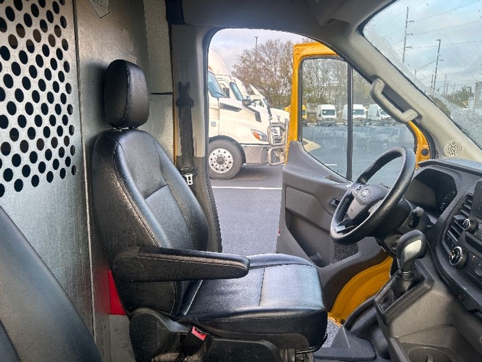 Cargo Van (Panel Van)-Light and Medium Duty Trucks-Ford-2021-Transit 250-Atlanta (Forest Park)-GA-169,529\n\t\tmiles-$ 19,500 - Image 21
