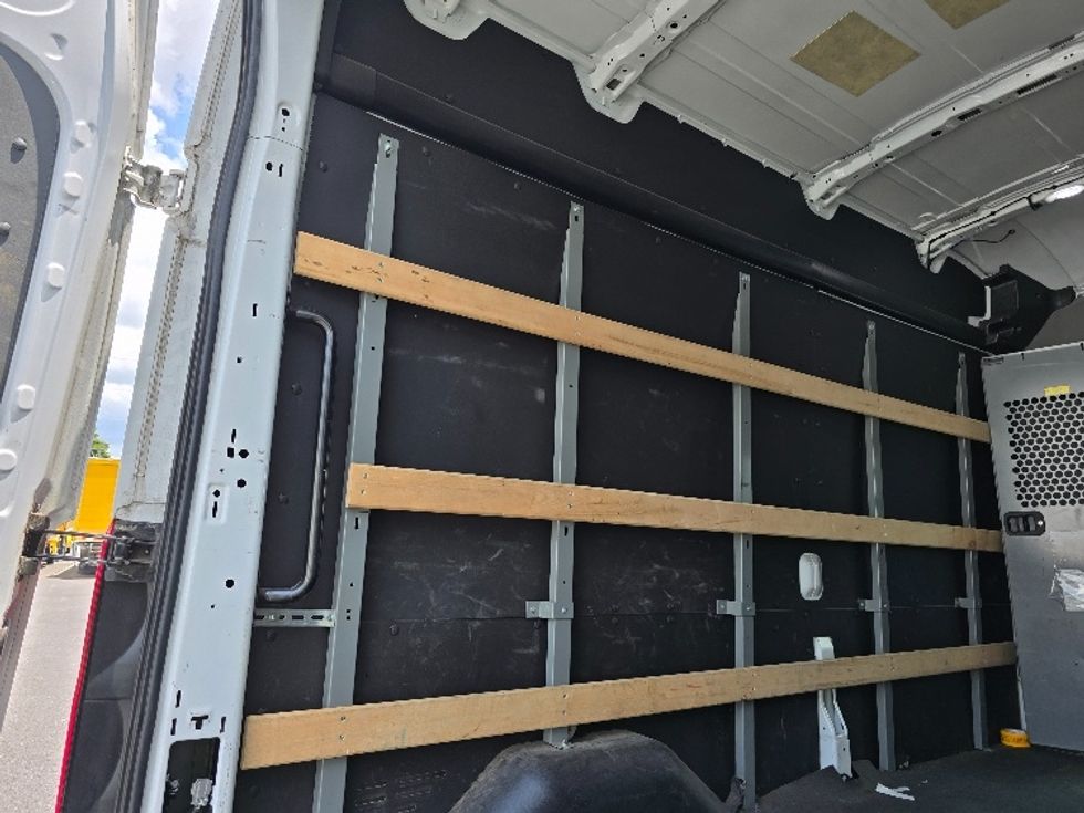 Cargo Van (Panel Van)-Light and Medium Duty Trucks-Ford-2021-Transit 250-Atlanta (Forest Park)-GA-49,529\n\t\tmiles-$ 37,000 - Image 10