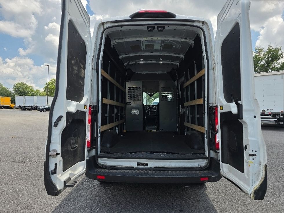 Cargo Van (Panel Van)-Light and Medium Duty Trucks-Ford-2021-Transit 250-Atlanta (Forest Park)-GA-49,529\n\t\tmiles-$ 37,000 - Image 8