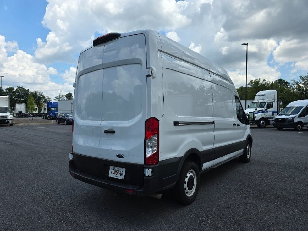 Cargo Van (Panel Van)-Light and Medium Duty Trucks-Ford-2021-Transit 250-Atlanta (Forest Park)-GA-49,529\n\t\tmiles-$ 37,000 - Image 12