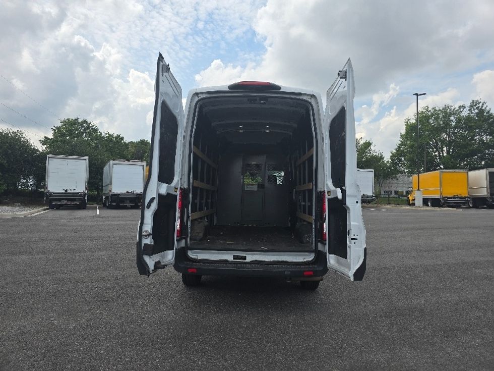 Cargo Van (Panel Van)-Light and Medium Duty Trucks-Ford-2021-Transit 250-Atlanta (Forest Park)-GA-64,913\n\t\tmiles-$ 35,500 - Image 8