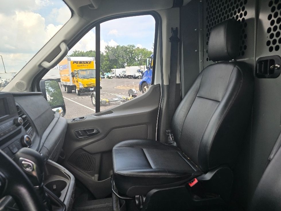 Cargo Van (Panel Van)-Light and Medium Duty Trucks-Ford-2021-Transit 250-Atlanta (Forest Park)-GA-64,913\n\t\tmiles-$ 35,500 - Image 18