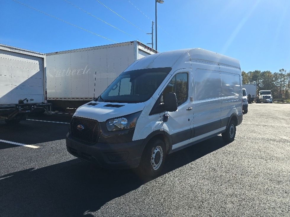 Cargo Van (Panel Van)-Light and Medium Duty Trucks-Ford-2021-Transit 250-Atlanta (Forest Park)-GA-76,683\n\t\tmiles-$ 35,500 - Image 3