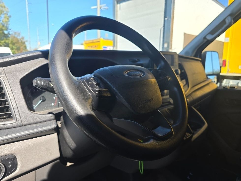Cargo Van (Panel Van)-Light and Medium Duty Trucks-Ford-2021-Transit 250-Atlanta (Forest Park)-GA-85,260\n\t\tmiles-$ 35,000 - Image 16