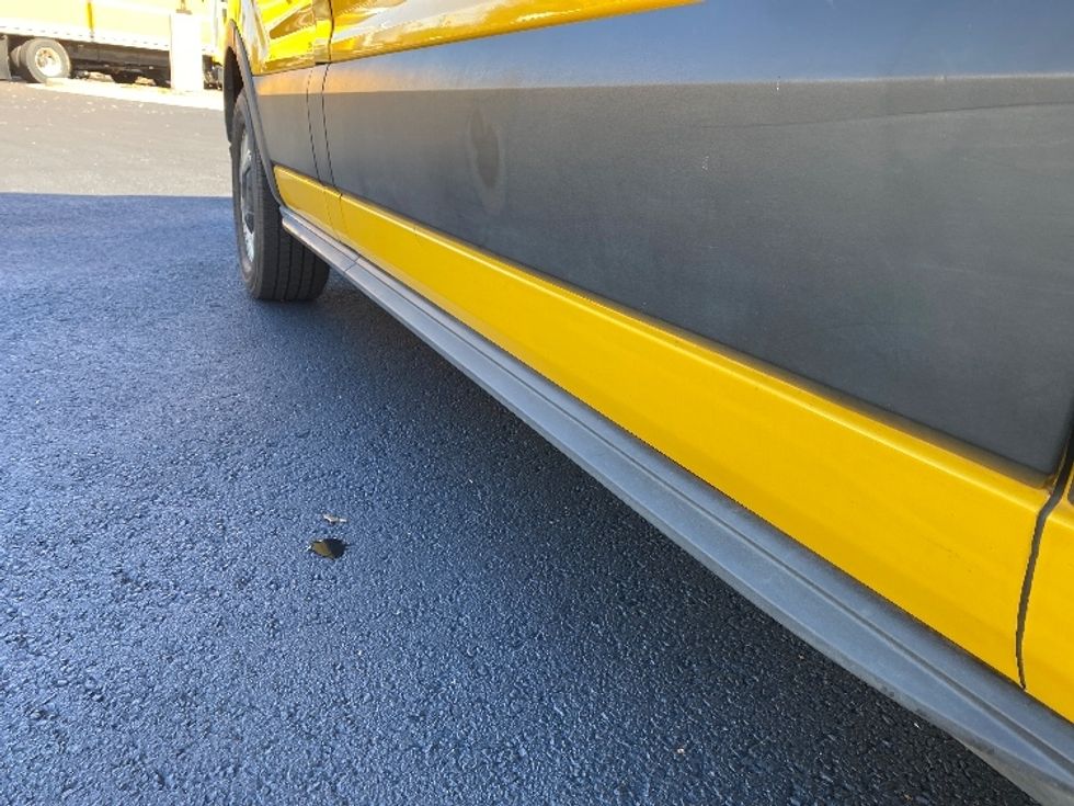 Cargo Van (Panel Van)-Light and Medium Duty Trucks-Ford-2021-Transit 250-Atlanta (Forest Park)-GA-85,348\n\t\tmiles-$ 31,500 - Image 5