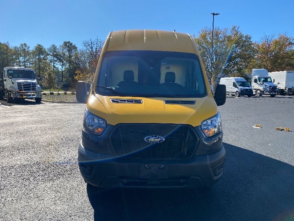 Cargo Van (Panel Van)-Light and Medium Duty Trucks-Ford-2021-Transit 250-Atlanta (Forest Park)-GA-85,348\n\t\tmiles-$ 31,500 - Image 2