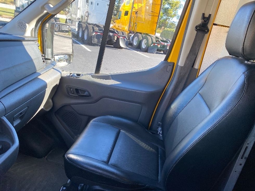 Cargo Van (Panel Van)-Light and Medium Duty Trucks-Ford-2021-Transit 250-Atlanta (Forest Park)-GA-85,348\n\t\tmiles-$ 31,500 - Image 21