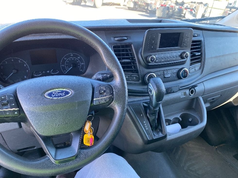 Cargo Van (Panel Van)-Light and Medium Duty Trucks-Ford-2021-Transit 250-Atlanta (Forest Park)-GA-85,348\n\t\tmiles-$ 31,500 - Image 23