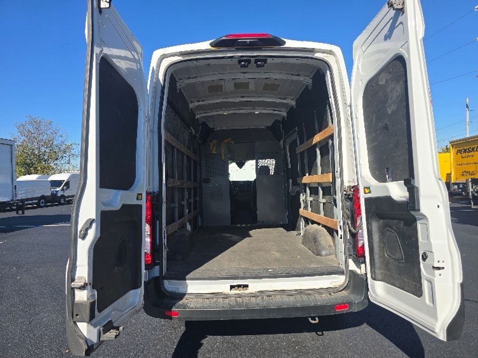 Cargo Van (Panel Van)-Light and Medium Duty Trucks-Ford-2021-Transit 250-Atlanta (Forest Park)-GA-94,073\n\t\tmiles-$ 34,250 - Image 8