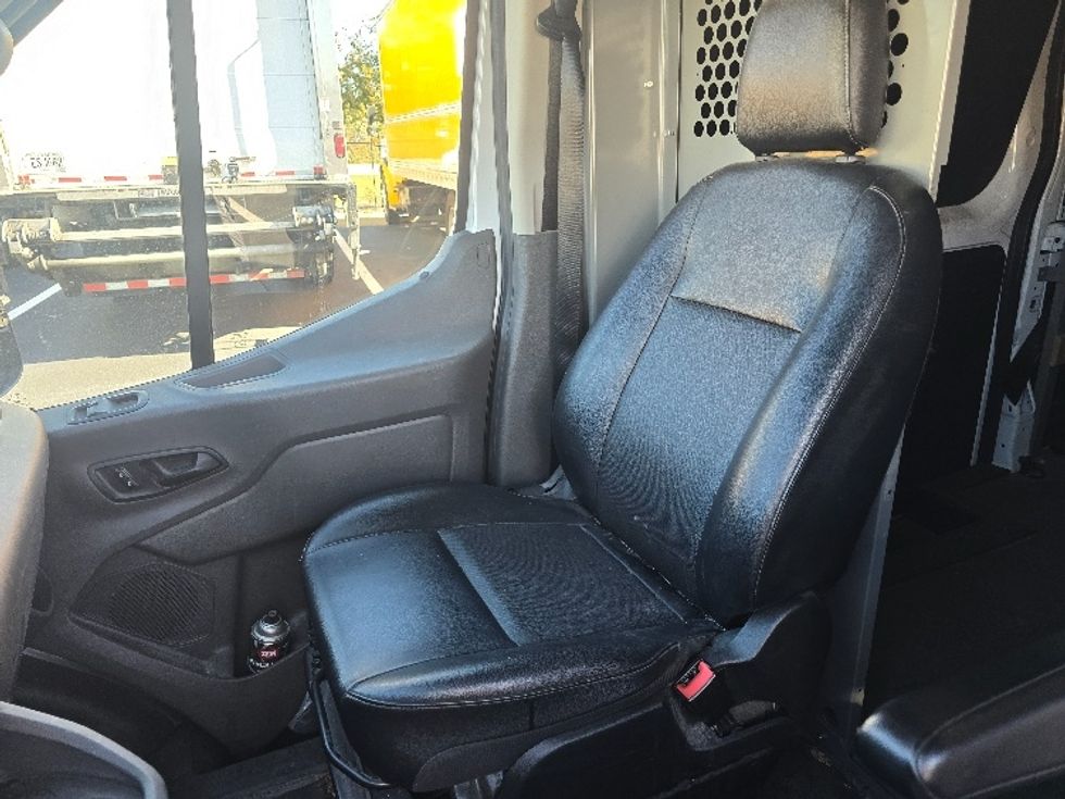 Cargo Van (Panel Van)-Light and Medium Duty Trucks-Ford-2021-Transit 250-Atlanta (Forest Park)-GA-94,073\n\t\tmiles-$ 34,250 - Image 17