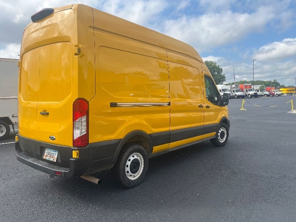 Cargo Van (Panel Van)-Light and Medium Duty Trucks-Ford-2021-Transit 250-Atlanta (Forest Park)-GA-96,817\n\t\tmiles-$ 29,750 - Image 11