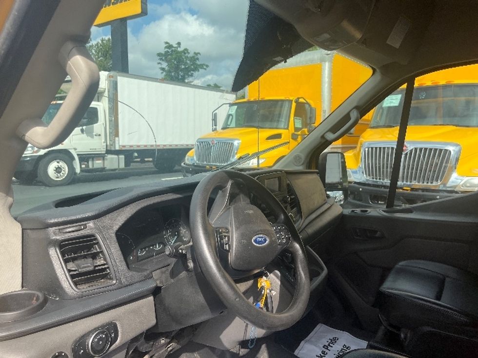 Cargo Van (Panel Van)-Light and Medium Duty Trucks-Ford-2021-Transit 250-Atlanta (Forest Park)-GA-96,817\n\t\tmiles-$ 29,750 - Image 15