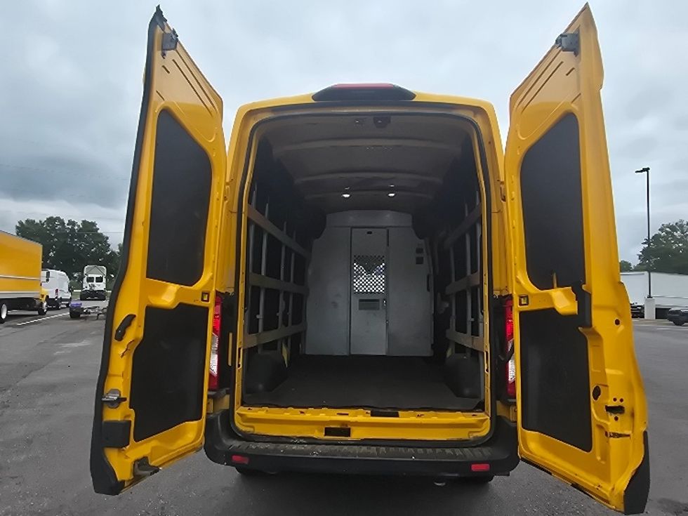 Cargo Van (Panel Van)-Light and Medium Duty Trucks-Ford-2021-Transit 250-Atlanta (Forest Park)-GA-99,798\n\t\tmiles-$ 29,500 - Image 8