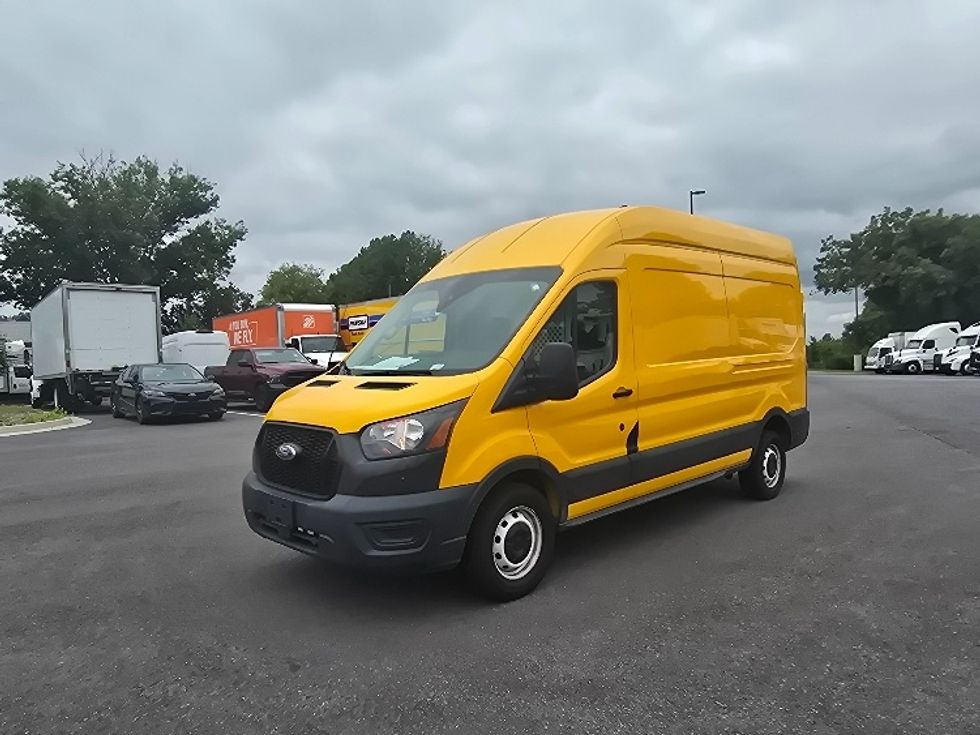 2021 Ford Transit photo 2