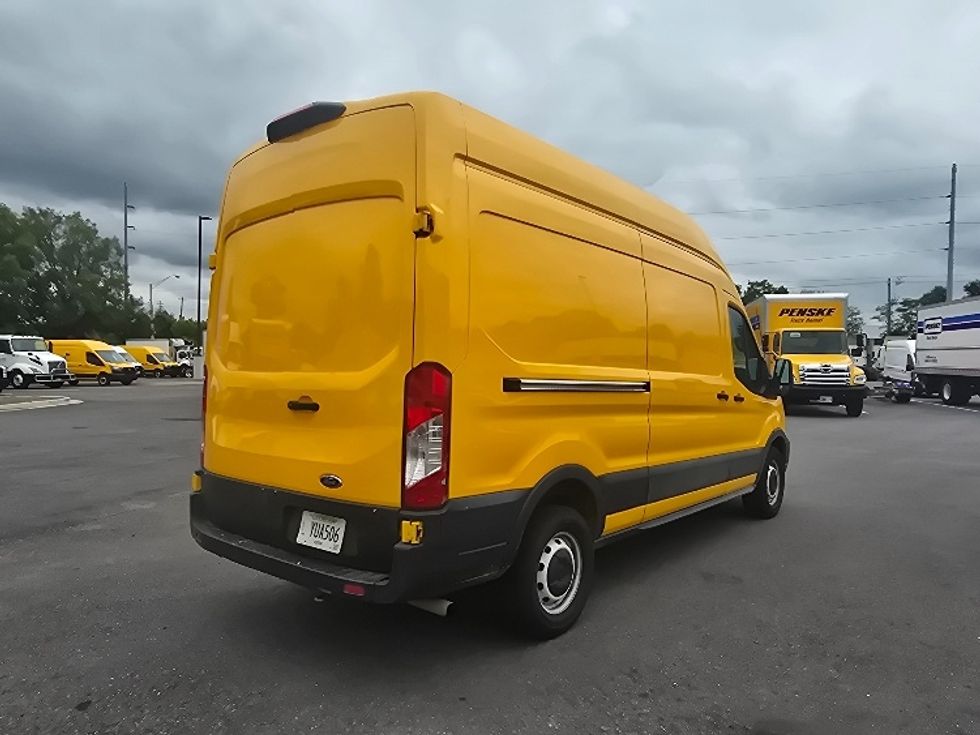 Cargo Van (Panel Van)-Light and Medium Duty Trucks-Ford-2021-Transit 250-Atlanta (Forest Park)-GA-99,798\n\t\tmiles-$ 29,500 - Image 12