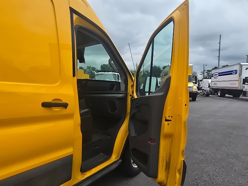Cargo Van (Panel Van)-Light and Medium Duty Trucks-Ford-2021-Transit 250-Atlanta (Forest Park)-GA-99,798\n\t\tmiles-$ 29,500 - Image 19
