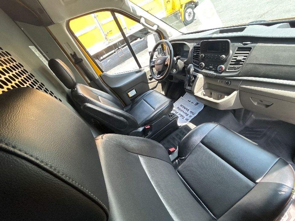 Cargo Van (Panel Van)-Light and Medium Duty Trucks-Ford-2021-Transit 250-Atlanta-GA-106,230\n\t\tmiles-$ 28,500 - Image 21