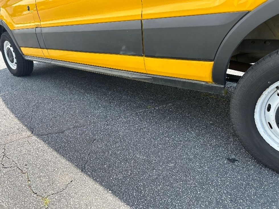 Cargo Van (Panel Van)-Light and Medium Duty Trucks-Ford-2021-Transit 250-Atlanta-GA-106,230\n\t\tmiles-$ 28,500 - Image 5