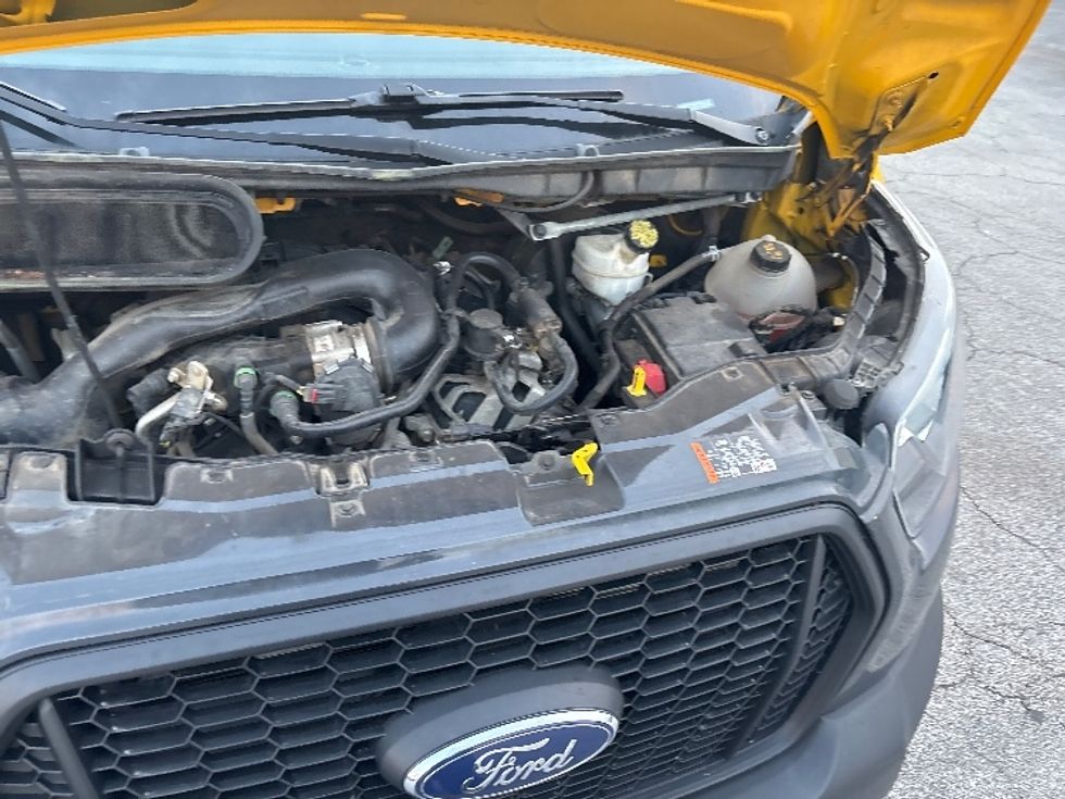 Cargo Van (Panel Van)-Light and Medium Duty Trucks-Ford-2021-Transit 250-Atlanta-GA-127,399\n\t\tmiles-$ 26,250 - Image 22