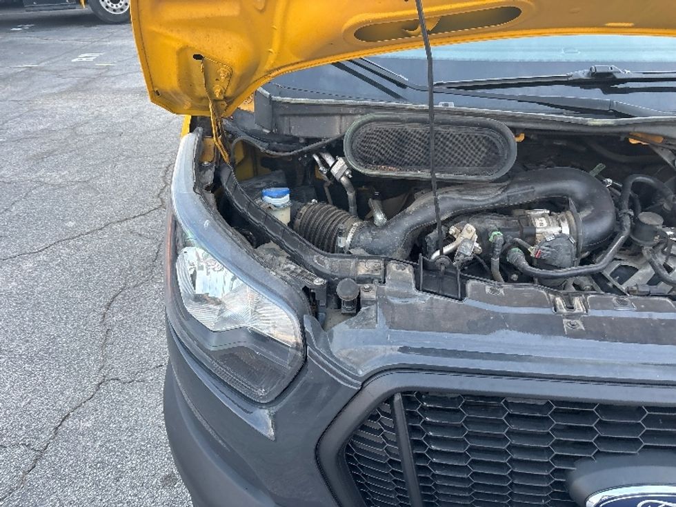 Cargo Van (Panel Van)-Light and Medium Duty Trucks-Ford-2021-Transit 250-Atlanta-GA-127,399\n\t\tmiles-$ 26,250 - Image 23