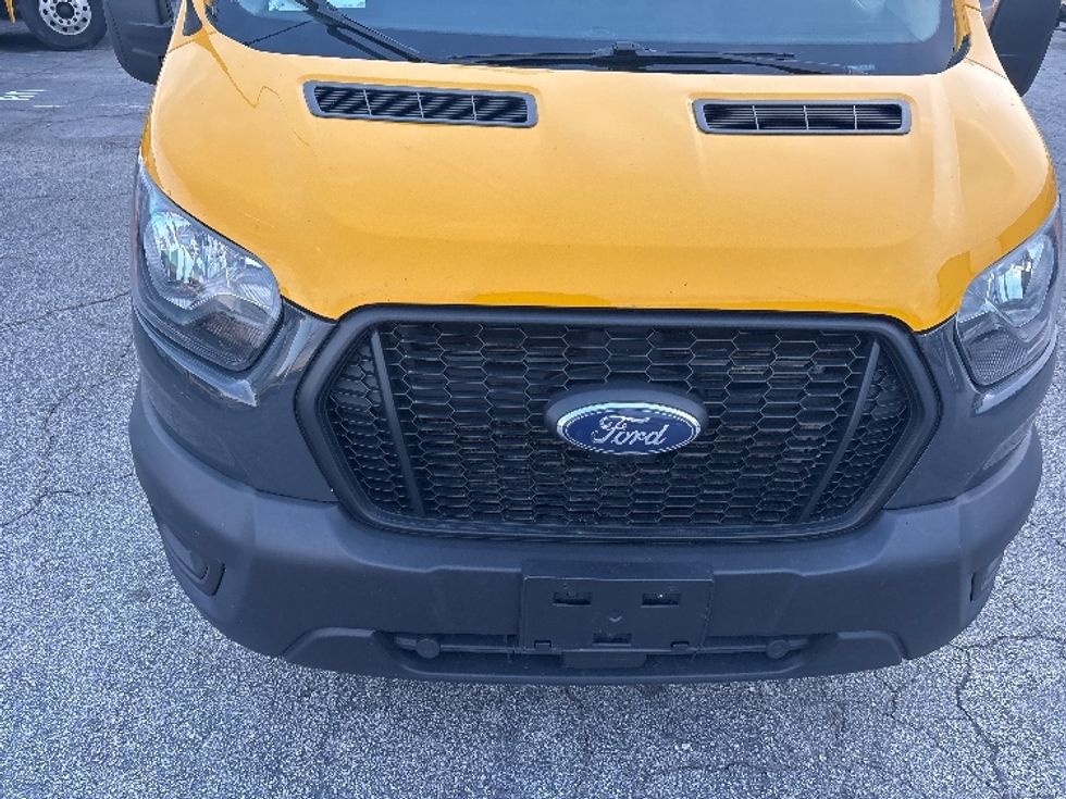 Cargo Van (Panel Van)-Light and Medium Duty Trucks-Ford-2021-Transit 250-Atlanta-GA-127,399\n\t\tmiles-$ 26,250 - Image 26
