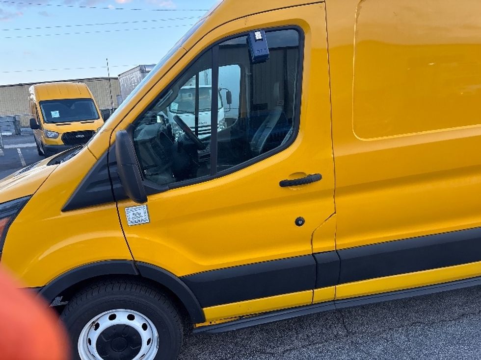 Cargo Van (Panel Van)-Light and Medium Duty Trucks-Ford-2021-Transit 250-Atlanta-GA-127,399\n\t\tmiles-$ 26,250 - Image 29