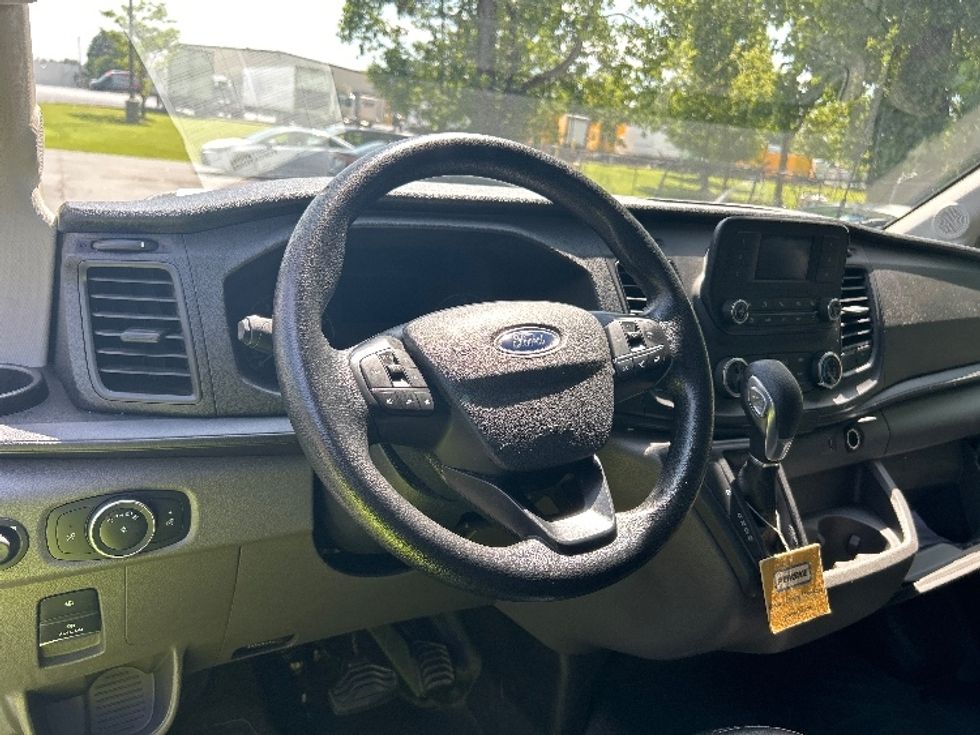 Cargo Van (Panel Van)-Light and Medium Duty Trucks-Ford-2021-Transit 250-Atlanta-GA-46,065\n\t\tmiles-$ 37,250 - Image 15