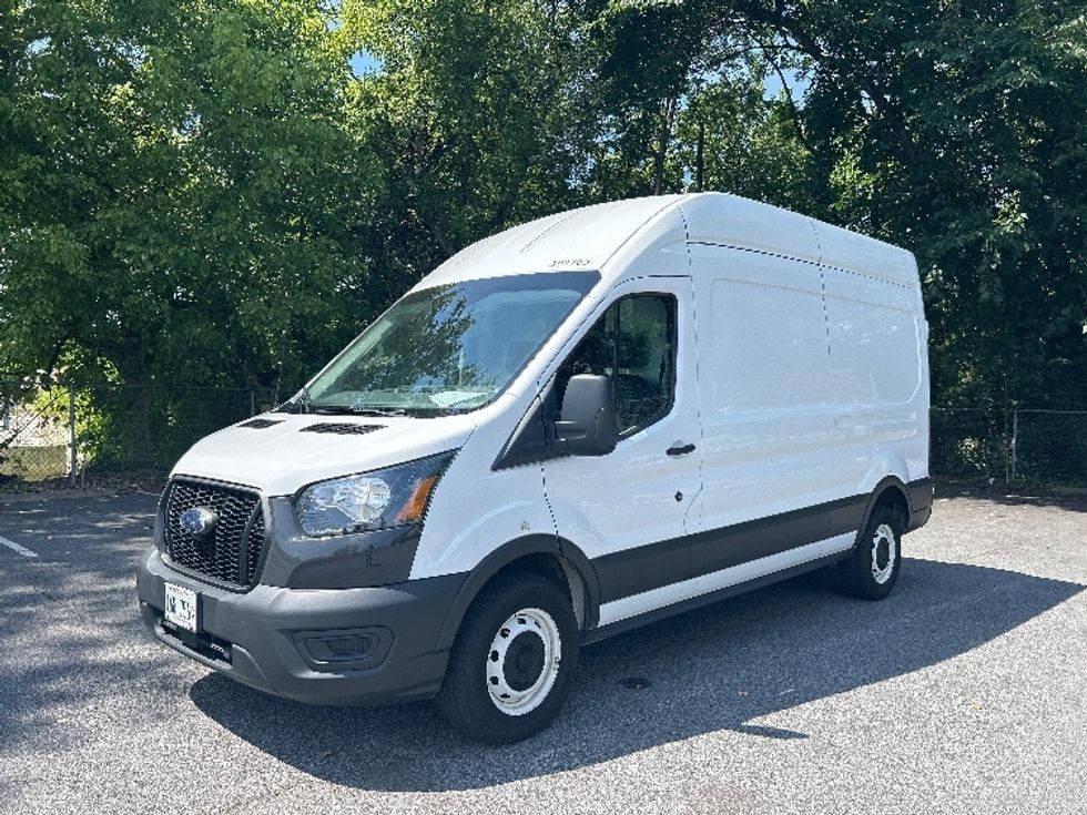 Cargo Van (Panel Van)-Light and Medium Duty Trucks-Ford-2021-Transit 250-Atlanta-GA-46,065\n\t\tmiles-$ 37,250 - Image 3