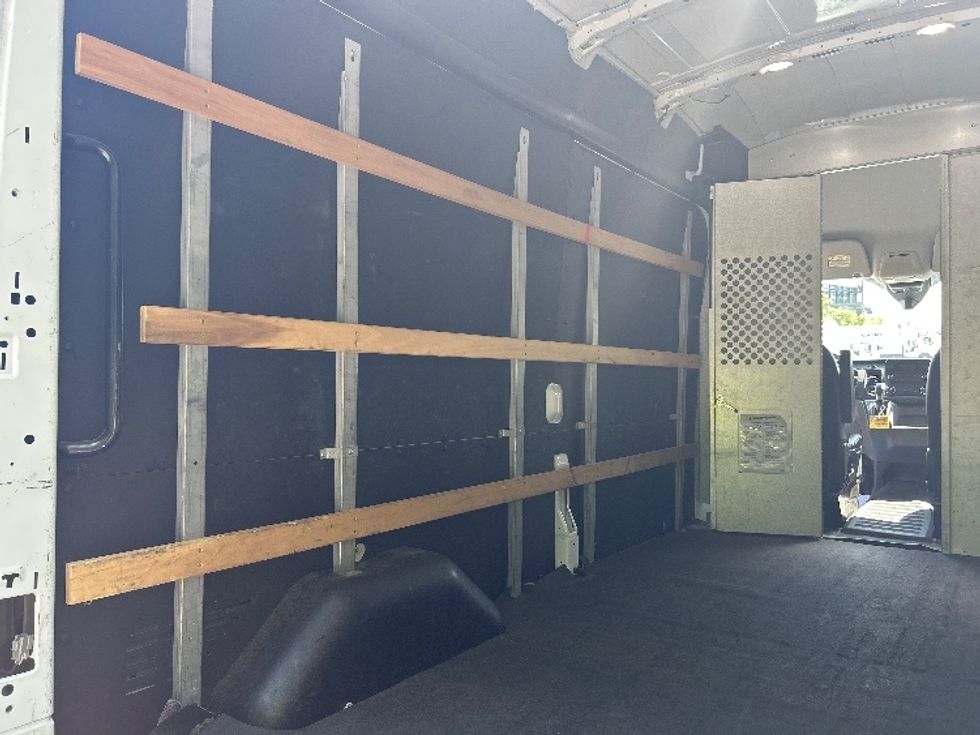 Cargo Van (Panel Van)-Light and Medium Duty Trucks-Ford-2021-Transit 250-Atlanta-GA-46,065\n\t\tmiles-$ 37,250 - Image 9
