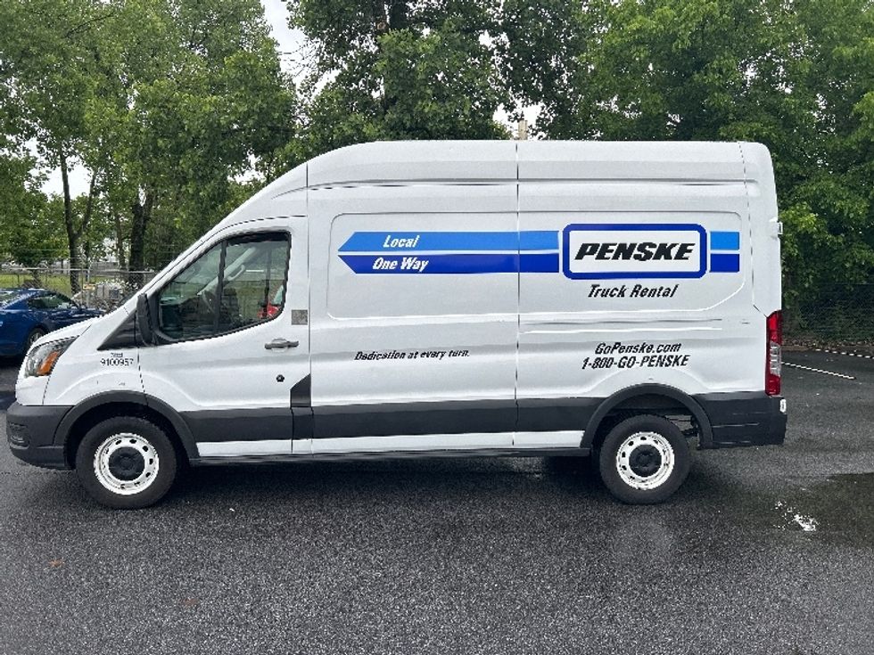 2021 Ford Transit Cargo Van photo 4