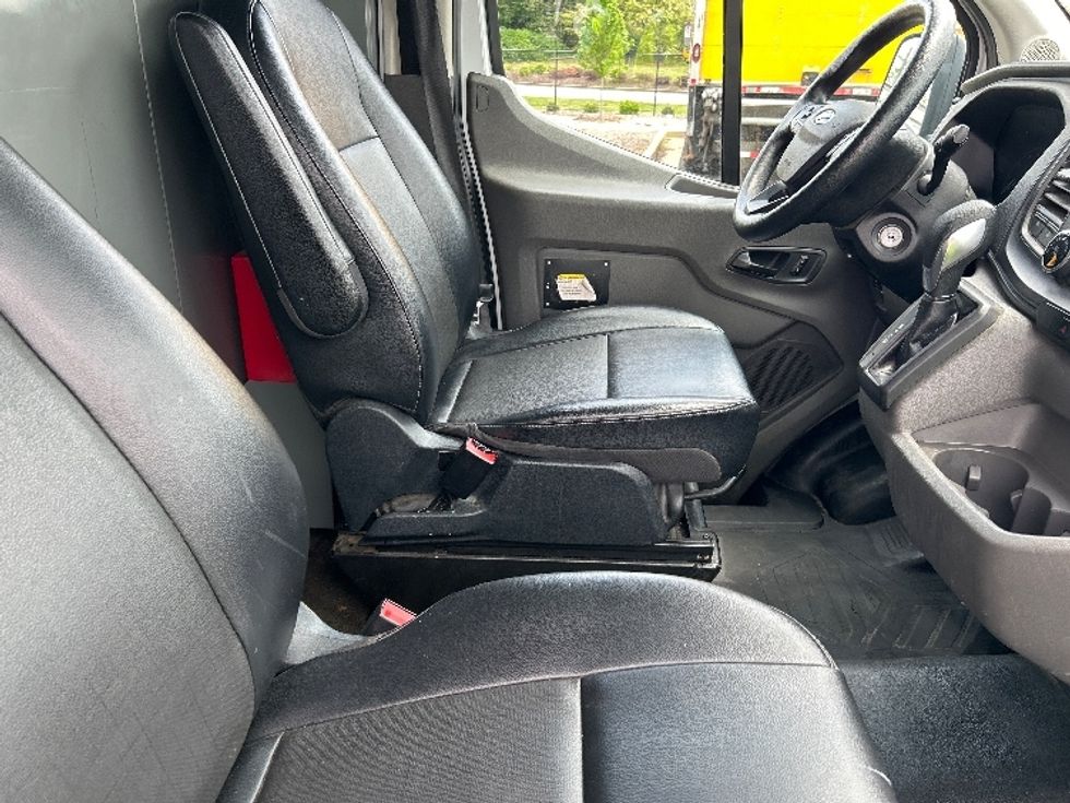 Cargo Van (Panel Van)-Light and Medium Duty Trucks-Ford-2021-Transit 250-Atlanta-GA-86,069\n\t\tmiles-$ 35,250 - Image 21