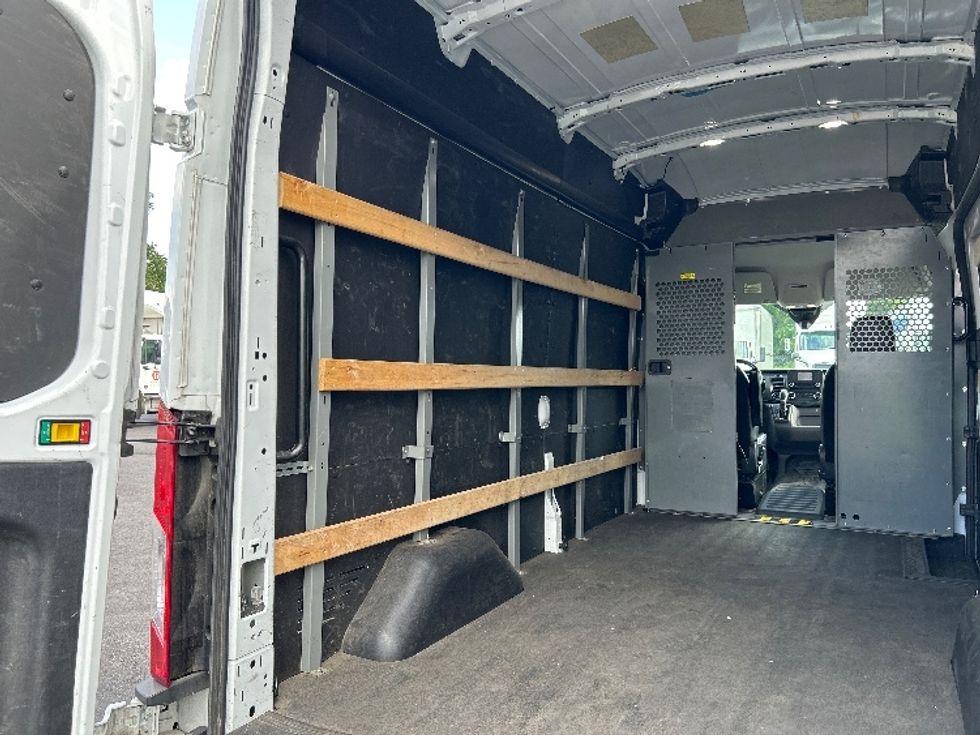Cargo Van (Panel Van)-Light and Medium Duty Trucks-Ford-2021-Transit 250-Atlanta-GA-87,561\n\t\tmiles-$ 35,250 - Image 10