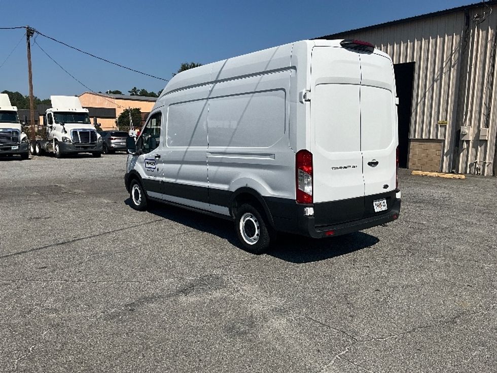 Cargo Van (Panel Van)-Light and Medium Duty Trucks-Ford-2021-Transit 250-Atlanta-GA-92,735\n\t\tmiles-$ 39,500 - Image 5