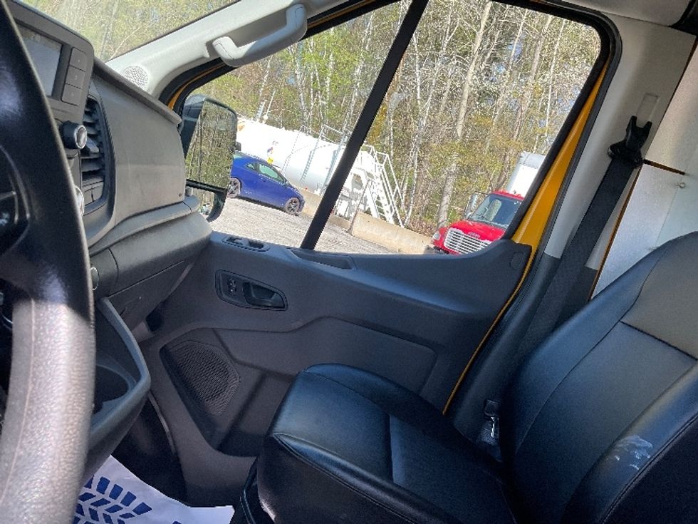 Cargo Van (Panel Van)-Light and Medium Duty Trucks-Ford-2021-Transit 250-Auburn-MA-86,942\n\t\tmiles-$ 29,250 - Image 19