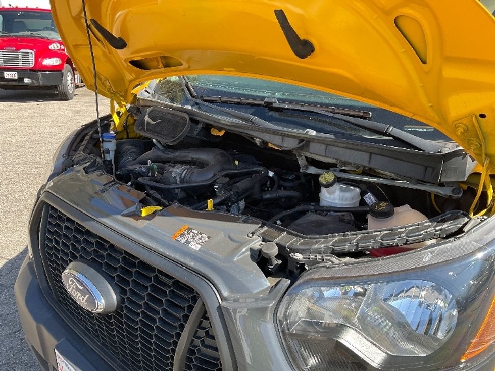 Cargo Van (Panel Van)-Light and Medium Duty Trucks-Ford-2021-Transit 250-Auburn-MA-86,942\n\t\tmiles-$ 29,250 - Image 24