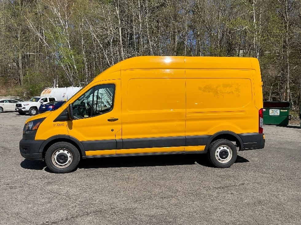 Cargo Van (Panel Van)-Light and Medium Duty Trucks-Ford-2021-Transit 250-Auburn-MA-86,942\n\t\tmiles-$ 29,250 - Image 4