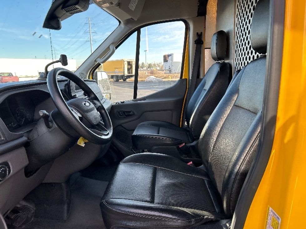 Cargo Van (Panel Van)-Light and Medium Duty Trucks-Ford-2021-Transit 250-Aurora-CO-65,231\n\t\tmiles-$ 38,250 - Image 19